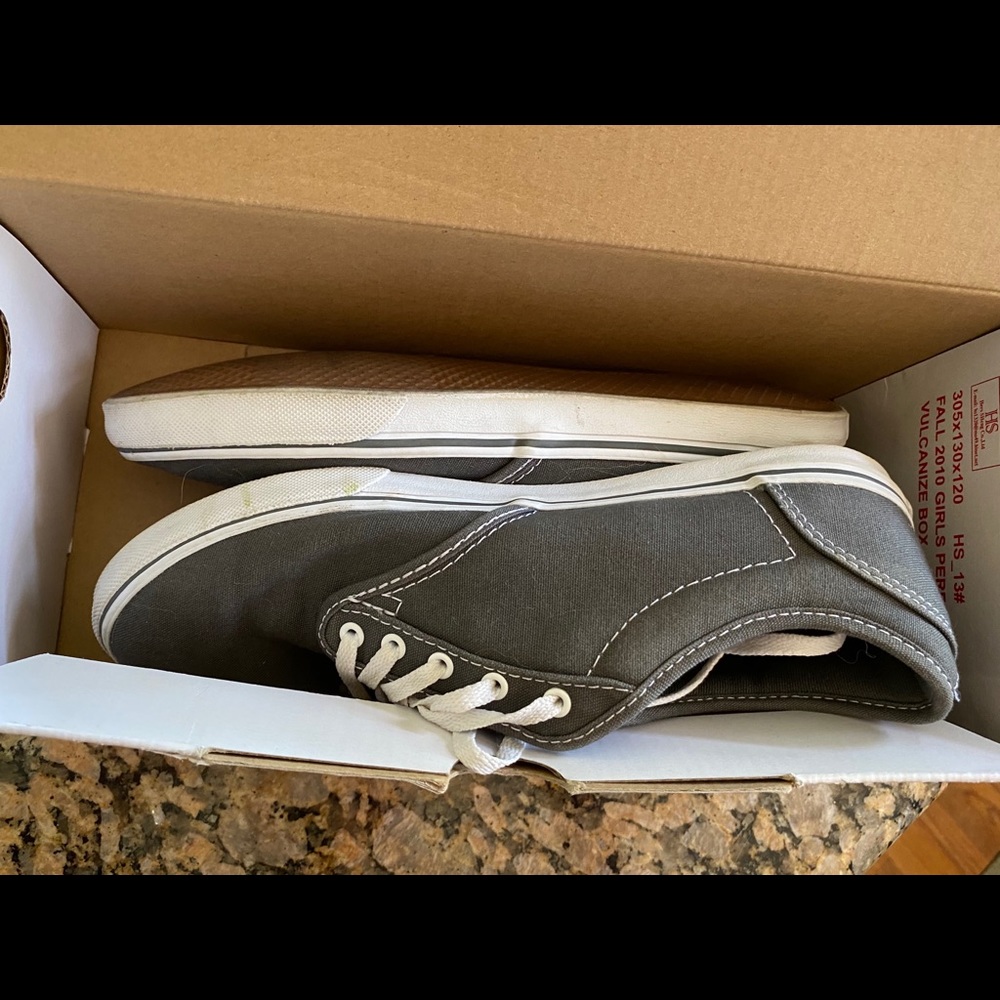 Vans size 8M pewter